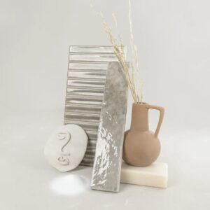 Read more about the article Matte vs Glossy: Choosing the right finish for your home